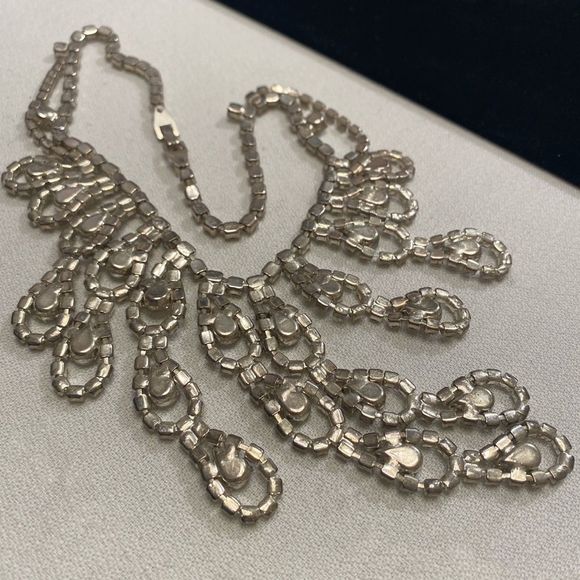 Vintage 1950’s Rhinestone Statement Necklace - Picture 6 of 9